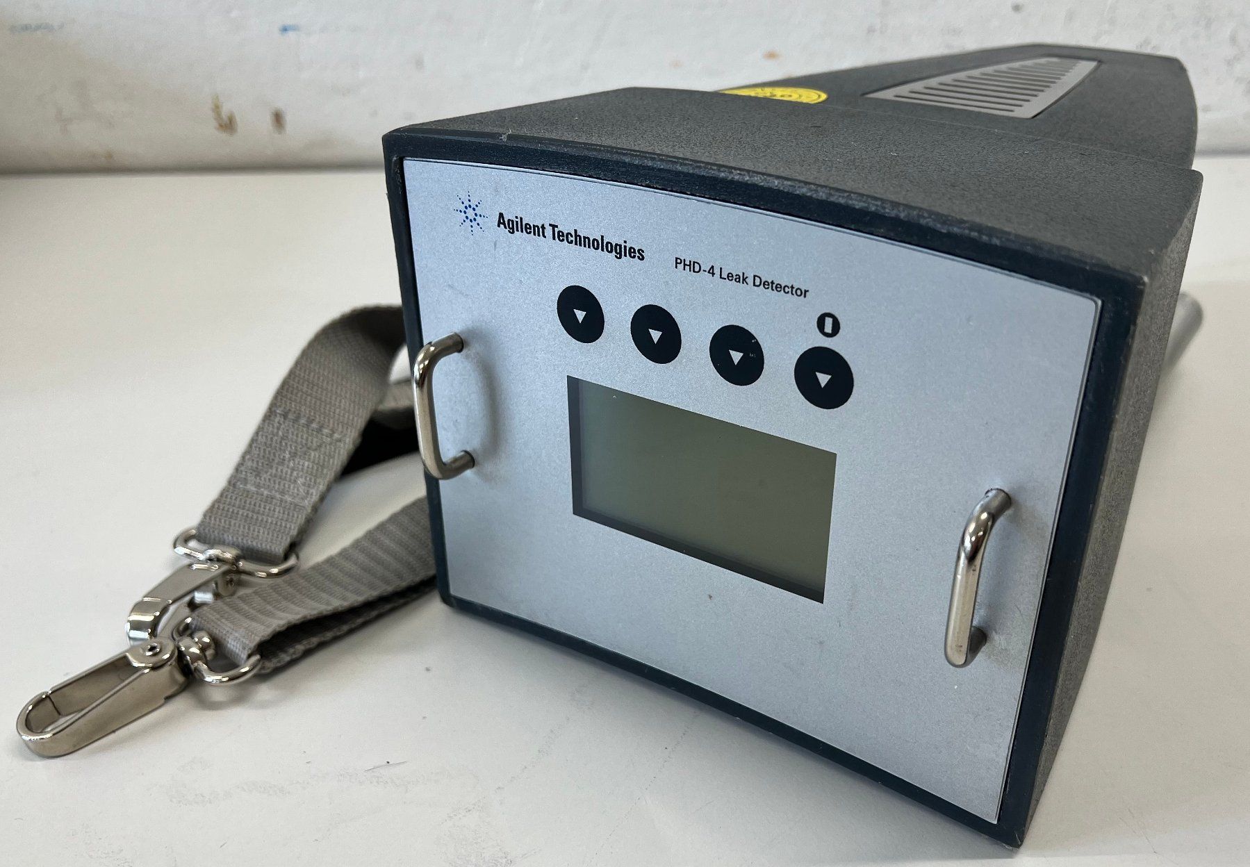Laborzubehör: Agilent PHD4 Portable Helium Sniffer Leak Detector – Gebraucht aus Niederdorf von LeptonAG_Labor