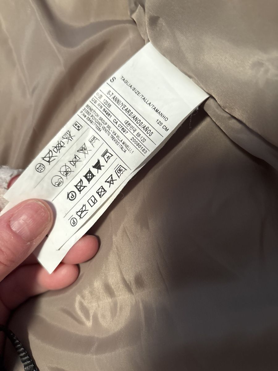 Benetton Giacche: Winterjacke Benetton Gr 120 – Usato da Rüti ZH venduto da Crystal_Bloom 1