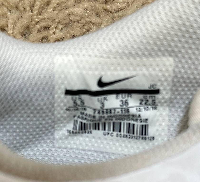 Scarpe da donna: Schuhe 36 Nike – Usato da Fehren venduto da Flugzeug1177 3