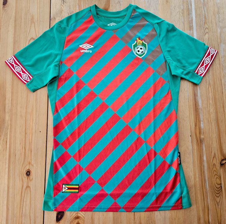 Maillot De Foot Vintage Umbro Taille M - Style Streetwear Rétro, Occasion