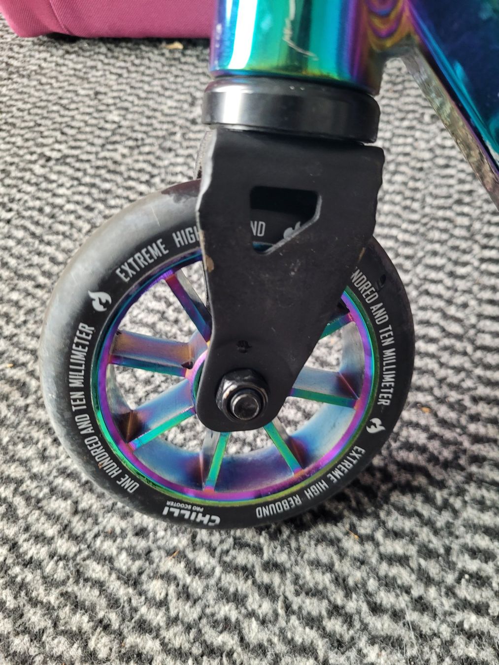 Scooter: Chilli Pro Rocky Neo Chrome mit Helm gr. L – Usato da Wilen b. Wollerau venduto da Flitzi 1