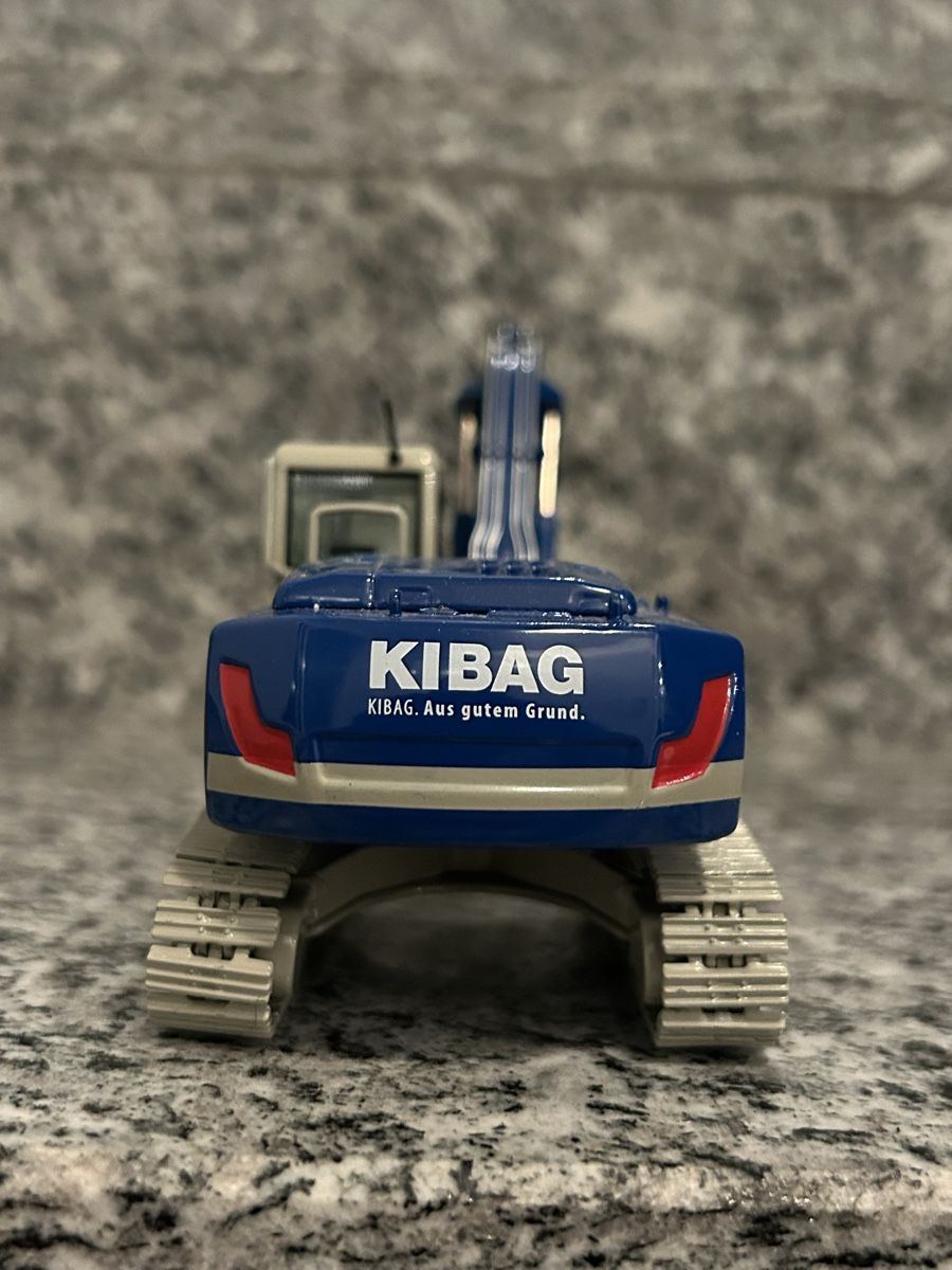Liebherr Modellbausätze & Standmodelle: Liebherr Kibag, 1:50 – Defekt aus Horw von Tigercat635 4