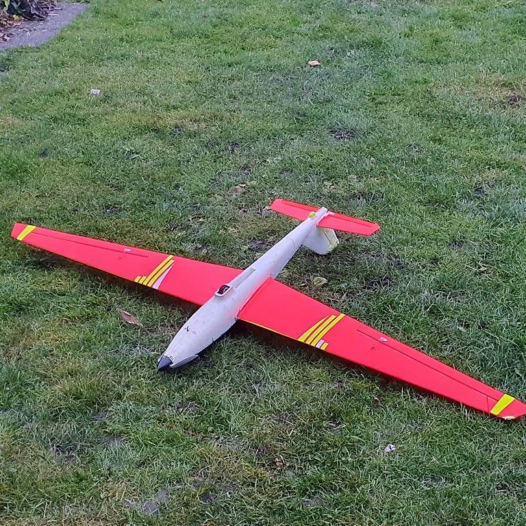 Modellismo RC: Elektro Rc Segler aus Epp, Windrider – Usato da Schwyz venduto da Marhin 1