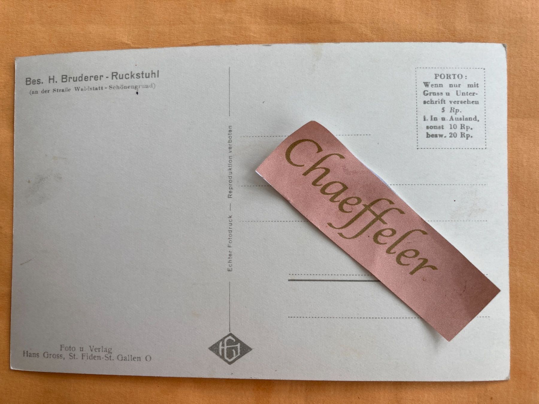 Cartoline postali: 12028 Schwellbrunn mit Blick auf Säntis – Usato da Zürich venduto da Chaeffeler 1