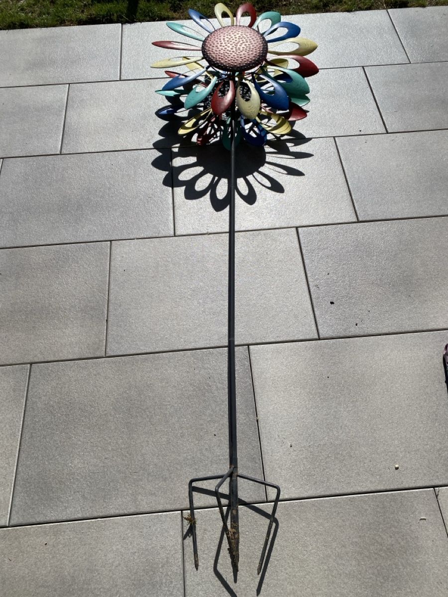 Altro in Decorazioni & Accessori: Windrad doppelt Sonnenblume Metall – Usato da Magden venduto da Kichererbse1410 1