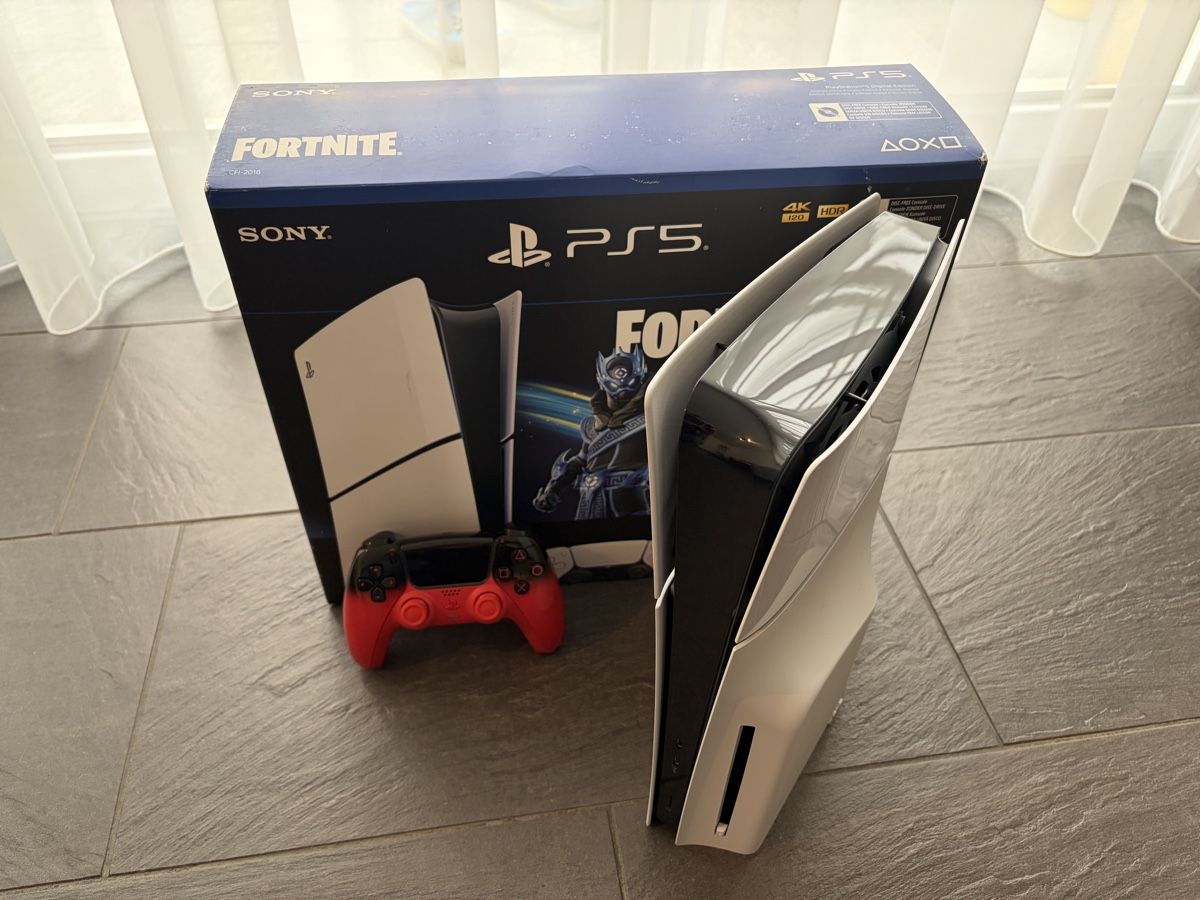 Sony Konsolen: Sony PlayStation 5 Konsole – Neu (gemäss Beschreibung) aus Volketswil von YosemiteSam 2
