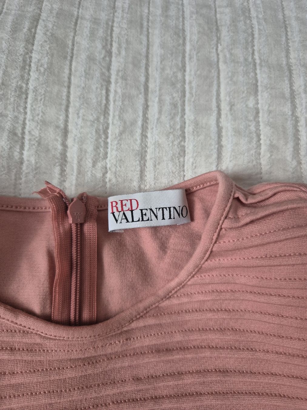 Valentino T-shirt: Red Valentino Shirt L – Usato da Zürich venduto da Enila1977 1