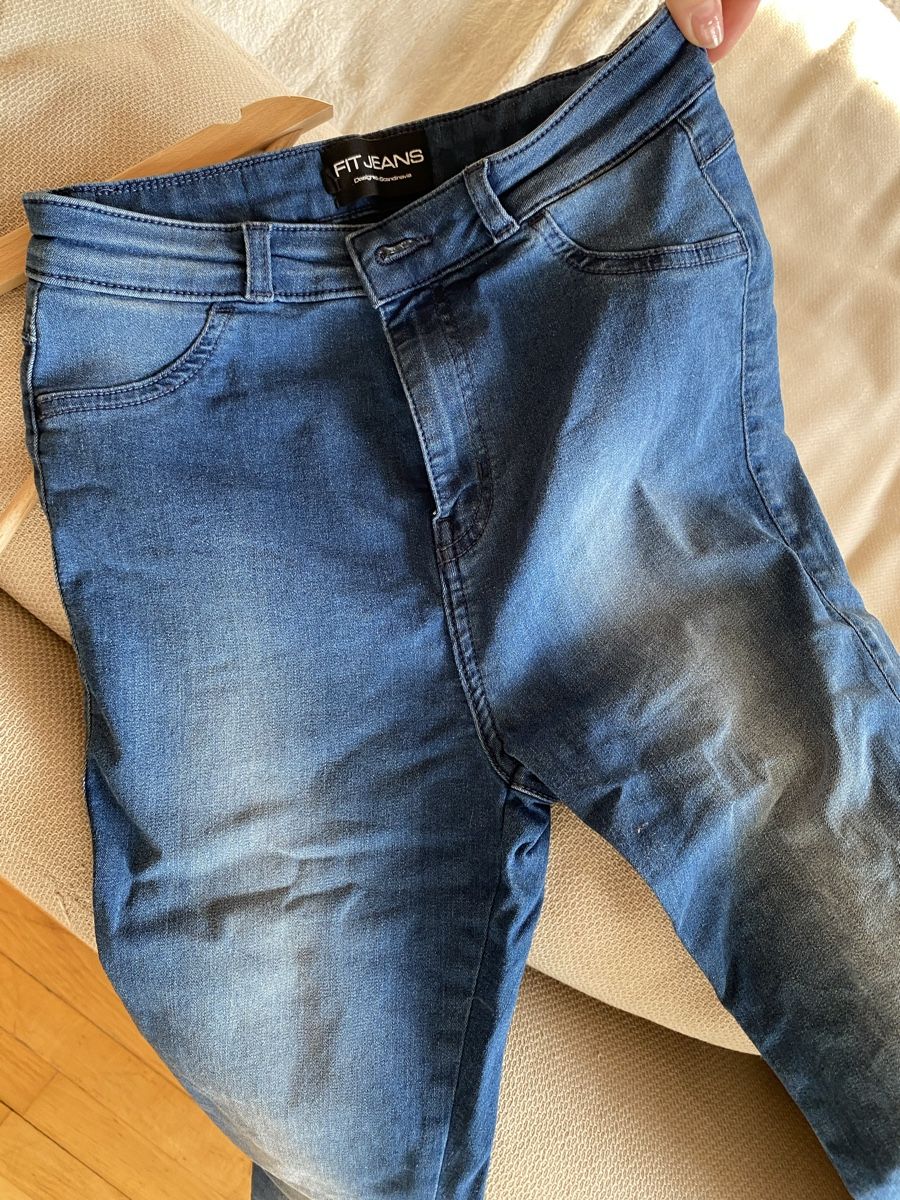 Jeans: Fitjeans – Neu (gemäss Beschreibung) aus Spiez von Michaela333 1