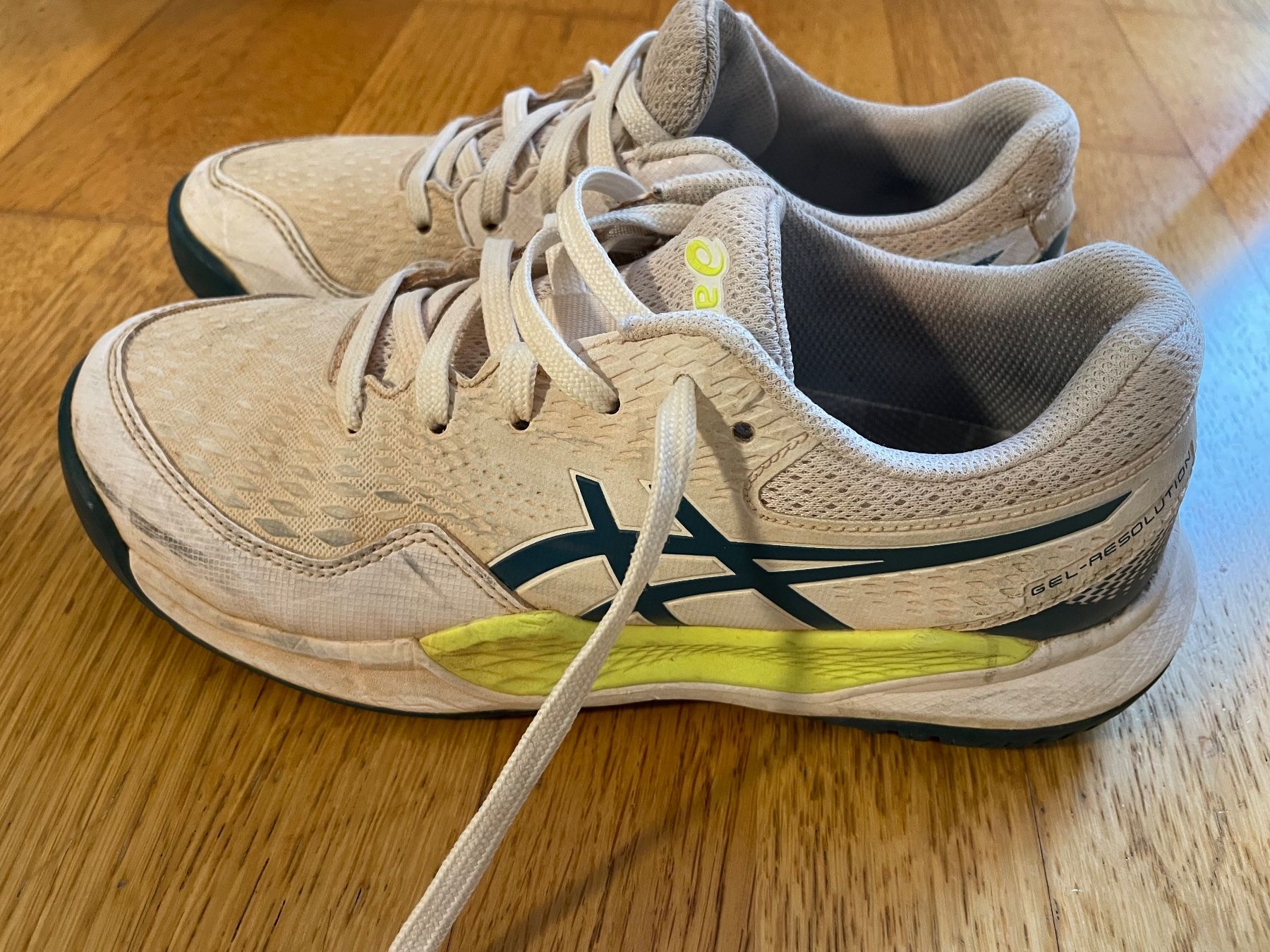Asics Scarpe per ragazzi: Tennisschuh Asics Gr.37 – Usato da Horgen venduto da Abeille80