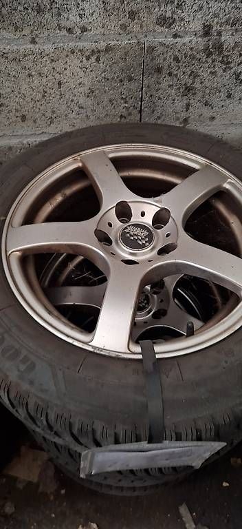 Pneus & Roues: Roues Nissan Juke 16" – D'occasion à Sierre par kane078