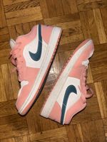 Jordan 1 Low Peach