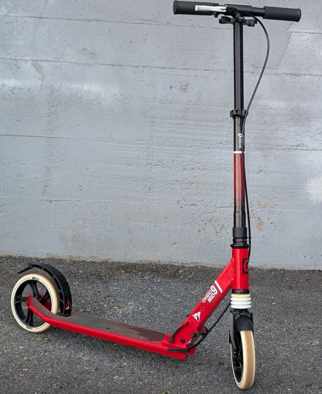 Oxelo Kickboard: Scooter / Trottinett - Marke OXELO - MID 9 rot – Gebraucht aus Sursee von k12g223 3