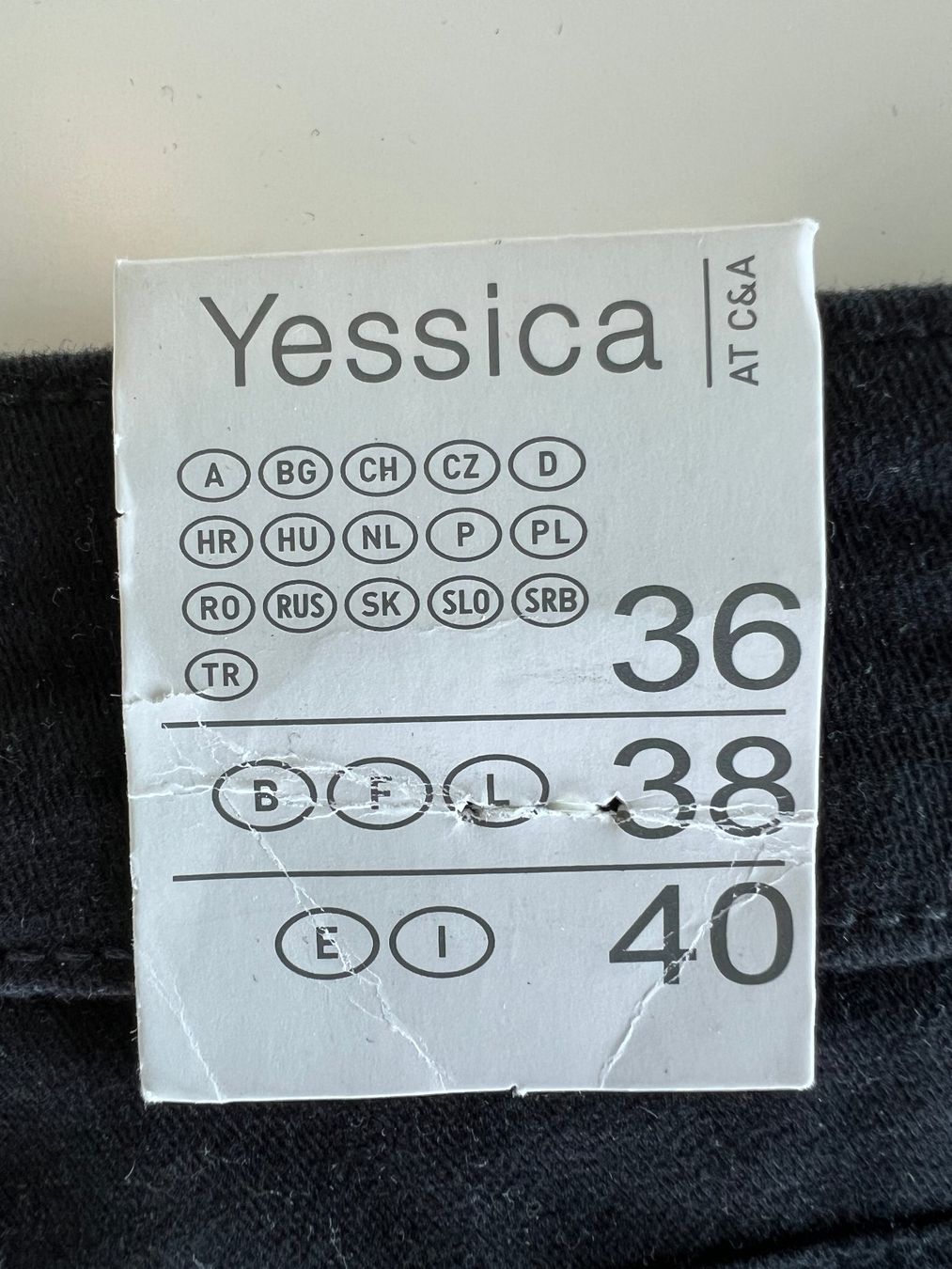 C&A Jeans: Yessica C&A Fuseau – Nuovo e nell'imballaggio originale da Horgen venduto da Esterina 5