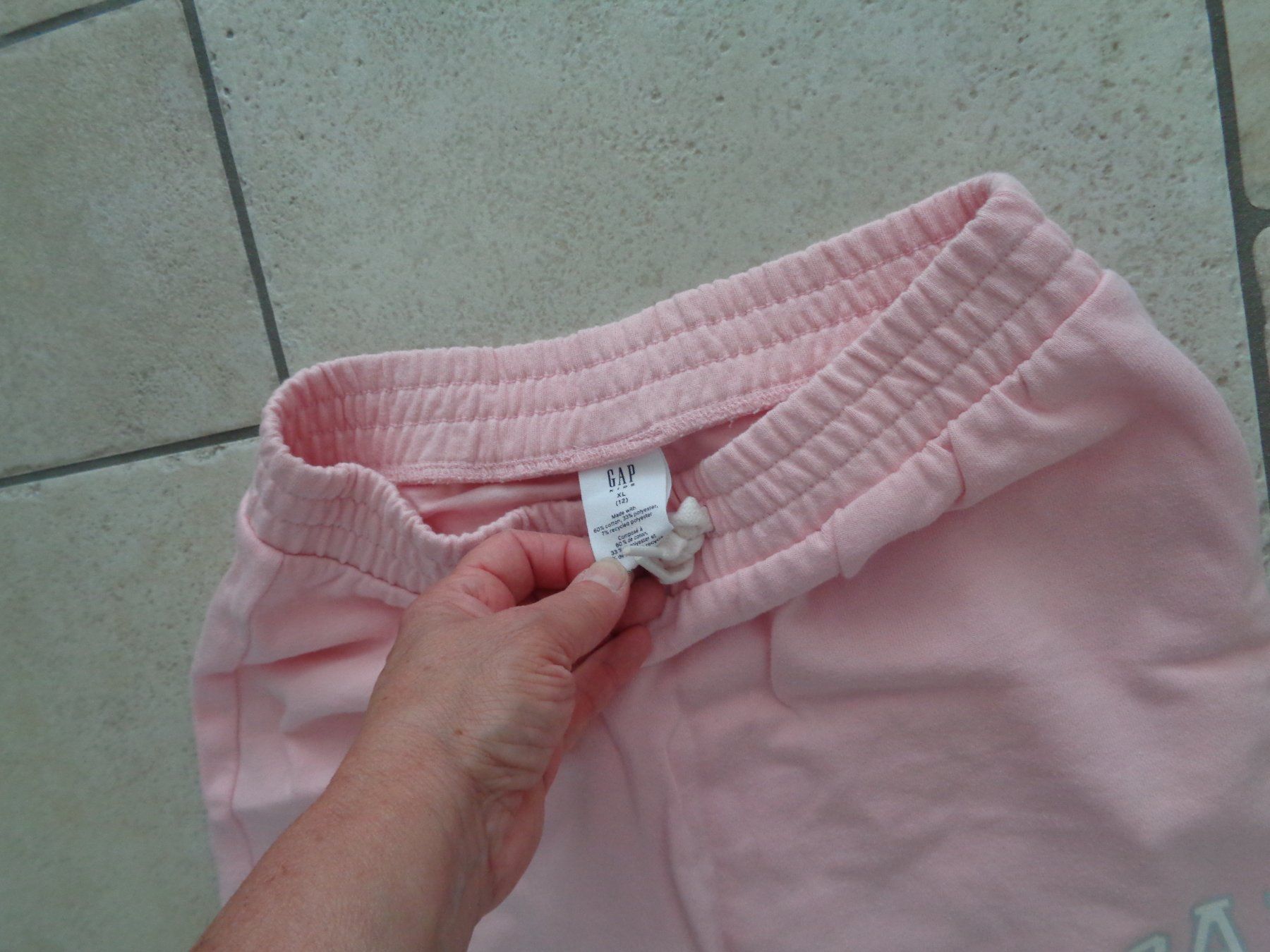 Gap Vestiti & Gonne: Rock  Gap  Grösse 164/176  mit innen Hose – Usato da Kreuzlingen venduto da Robi-2003 1