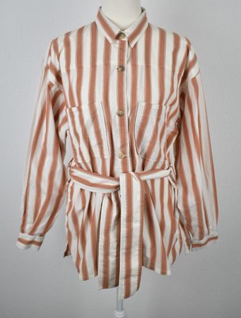Closed Bluse, oversized, Gr.M