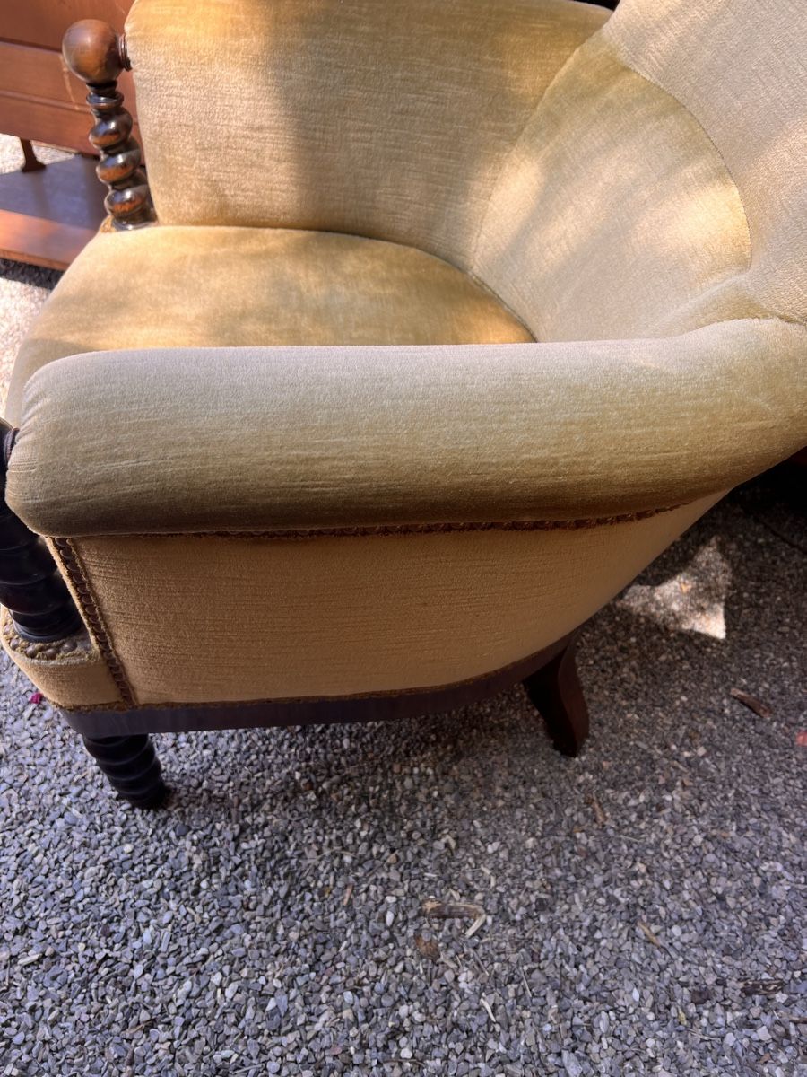 Poltrone:  Antiker Sessel (227) – Usato da Glattfelden venduto da maa_qcj8 5