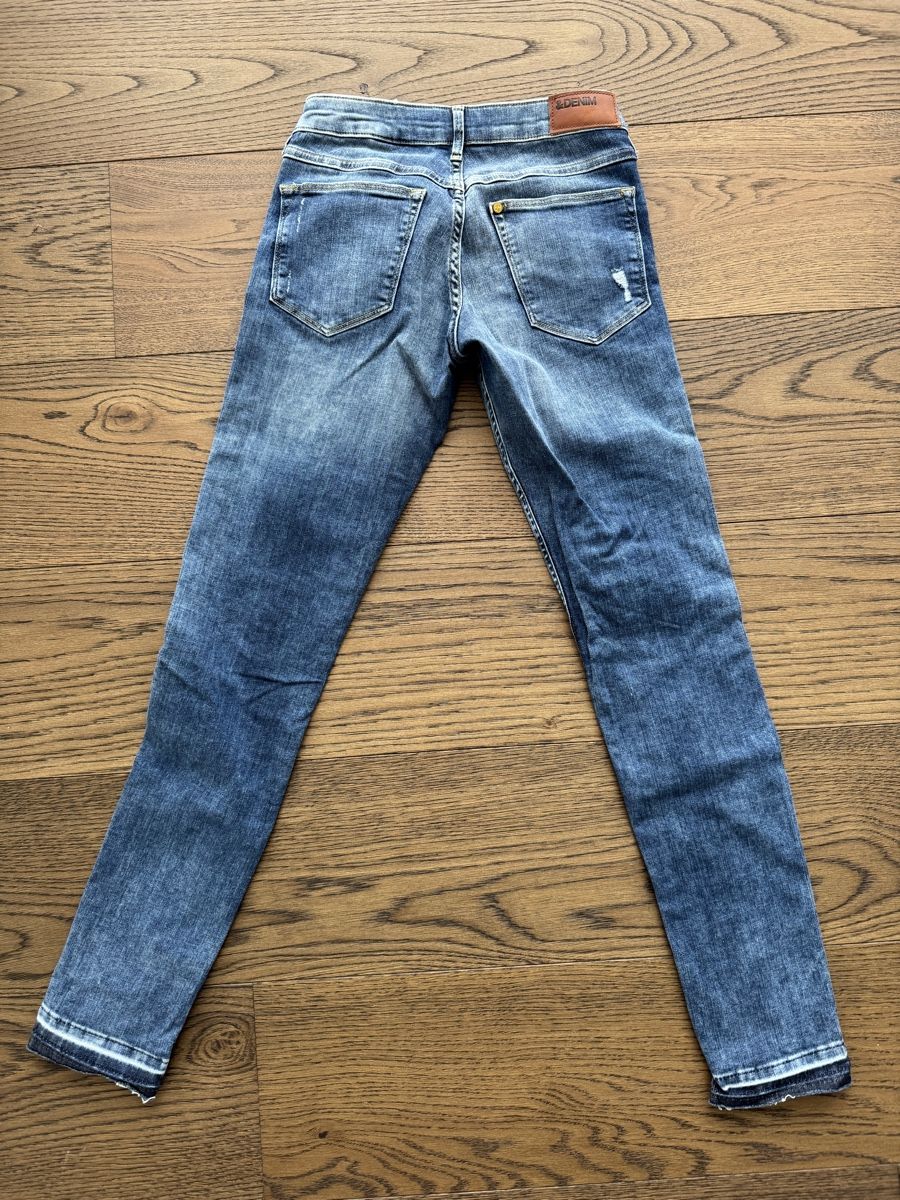 H&M Jeans: Skinny Jeans, Gr. 26/30 – Neu (gemäss Beschreibung) aus Frasnacht von spiro23 1