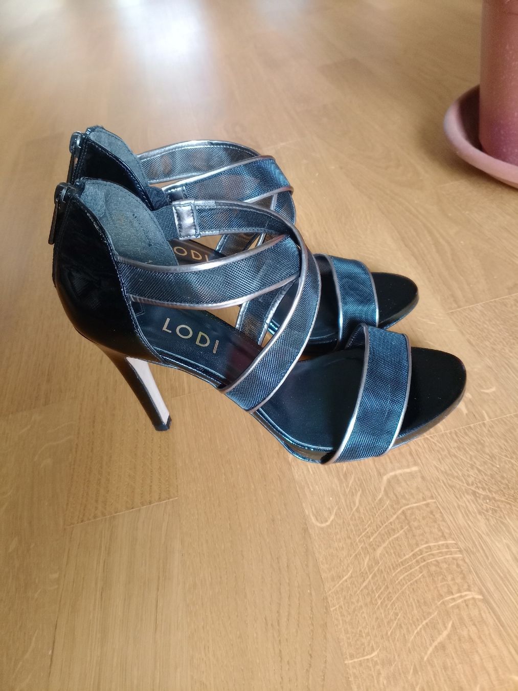 Scarpe da donna: Neue  LODI  Damenschuhe – Usato da Disentis-Muster venduto da Bix03
