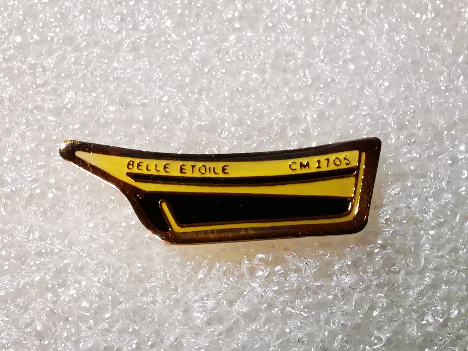 Placchette & Badge: Ansteckpin 60: – Usato da Oppligen venduto da Pin-Fall-Shop