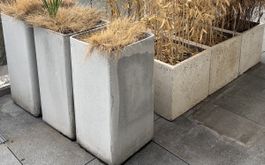 Jardinière béton style moderne extérieur 
