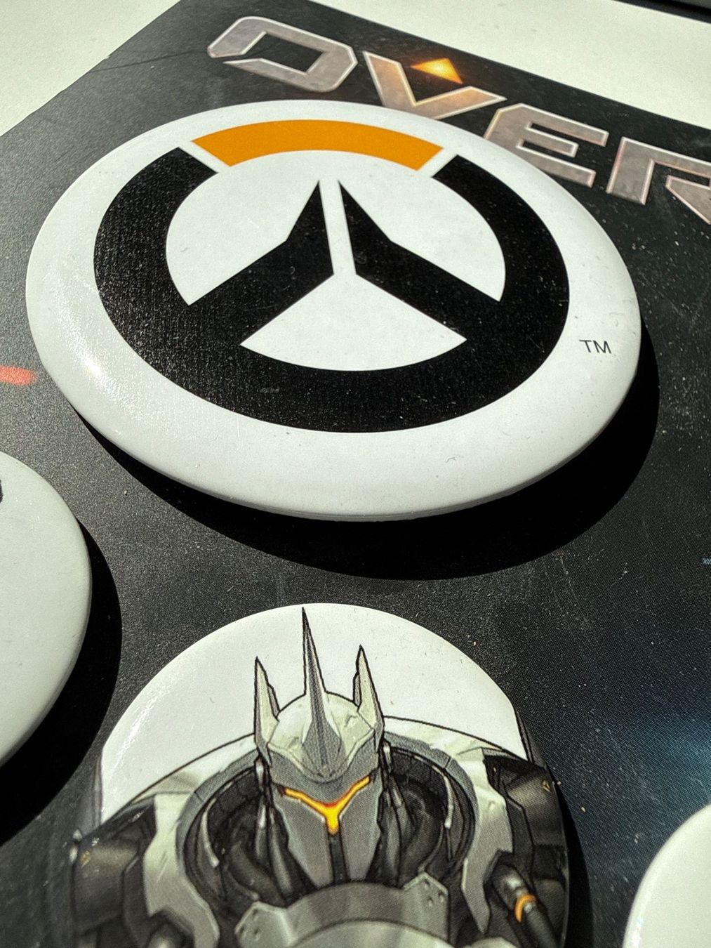 Placchette & Badge: Overwatch Launch Edition Pin Set (Day 1) – Nuovo (secondo la descrizione) da Buchs ZH venduto da NOYB0880 4
