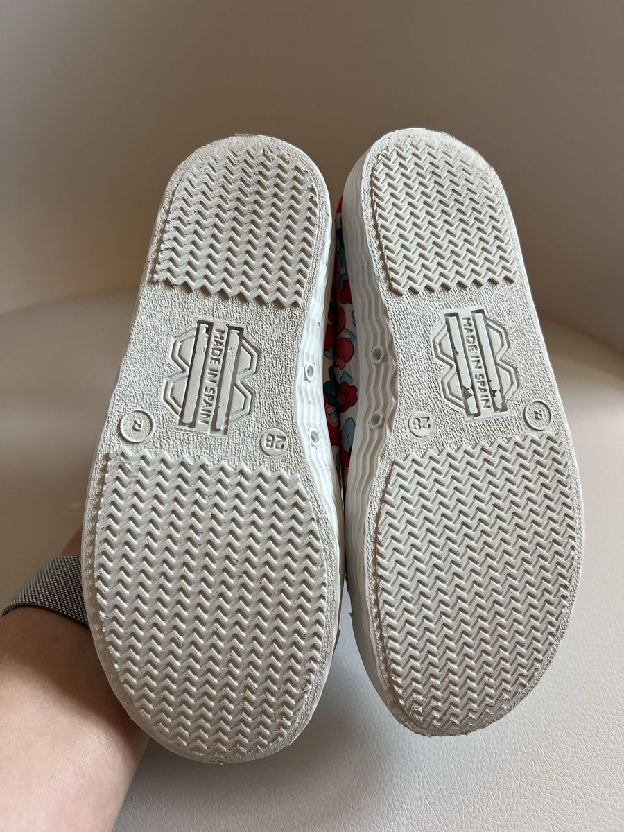 Jacadi Scarpe per ragazze: Jacadi Schuhe Grösse 28 – Usato da Inwil venduto da Karenstone 1