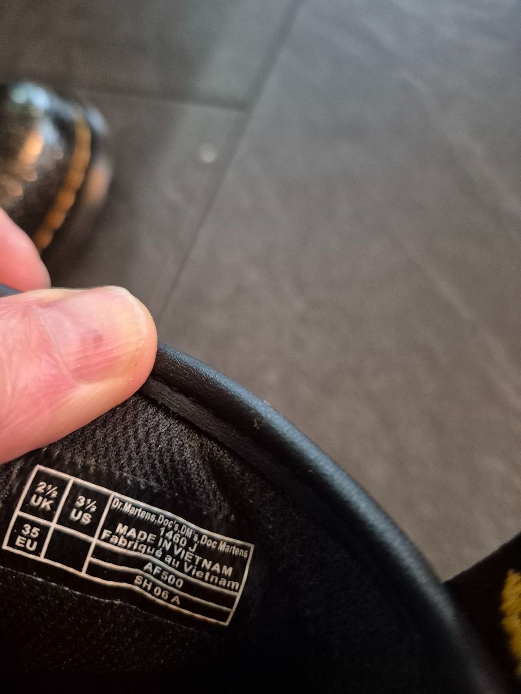 Dr. Martens Scarpe per ragazze: Neue glitzernde Dr. Martens Grösse 35 – Nuovo (secondo la descrizione) da Münchenstein venduto da molinarina 4