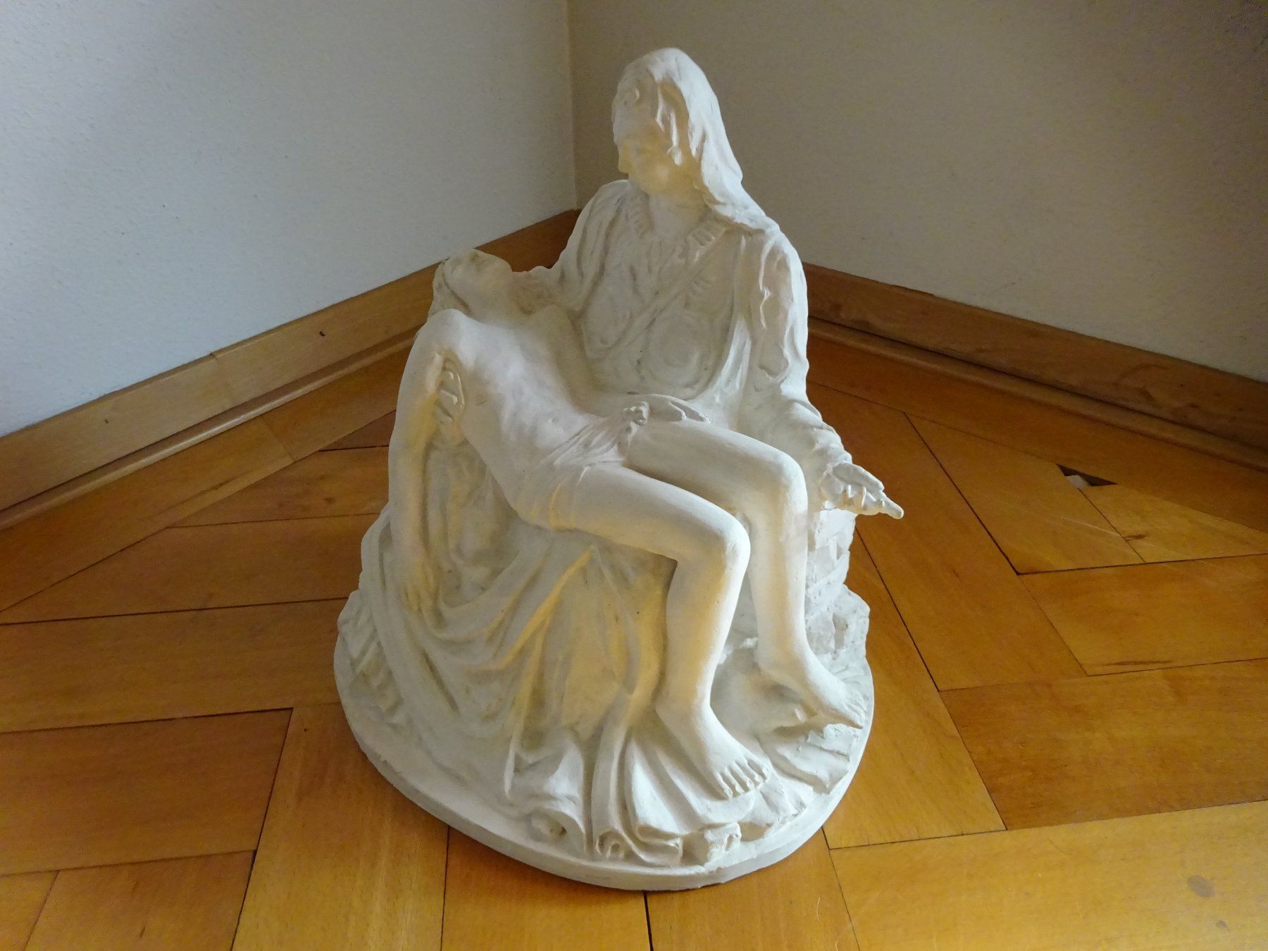 Sculture & Statue: Grosse Antike Gipsfigur / Pietà Heiliger – Usato da Esslingen venduto da eintagammeer 2