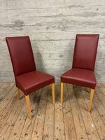 2 hochwertige Lederstühle, bordeauxrot