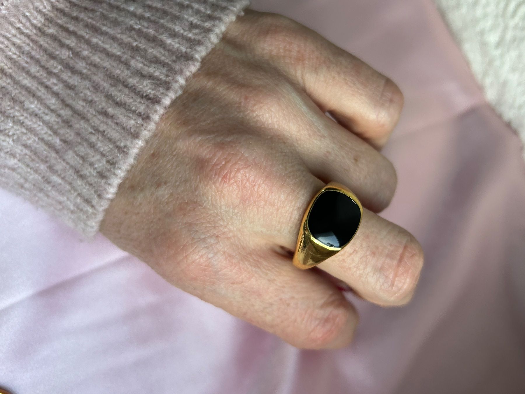 Anelli: Goldener Ring mit schwarzem Stein RETRO (64) – Usato da Laufen venduto da belleskulptur 1