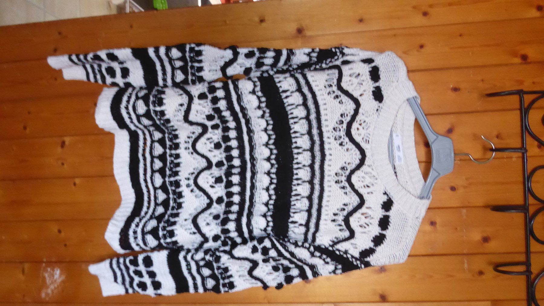 Maglioni & Felpe: schöner Pullover Gr L MNG CASUL – Usato da Sargans venduto da Benziner 3