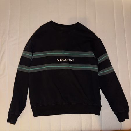 VOLCOM STRIPED SWEATSHIRT