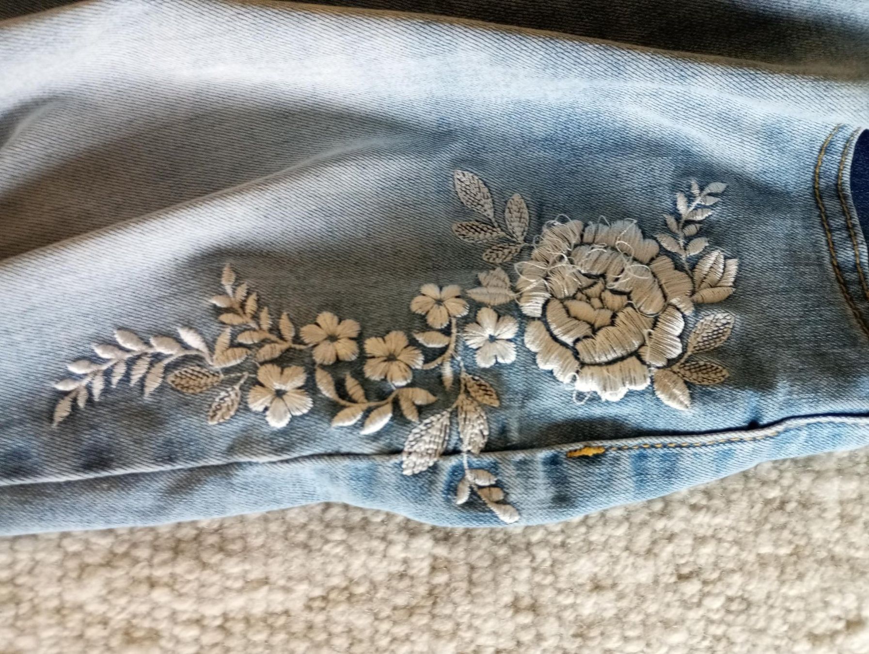 Lotti di vestiti: Jeans in Grösse S, eine neu und ungebraucht – Usato da Gwatt (Thun) venduto da lealisa007 7