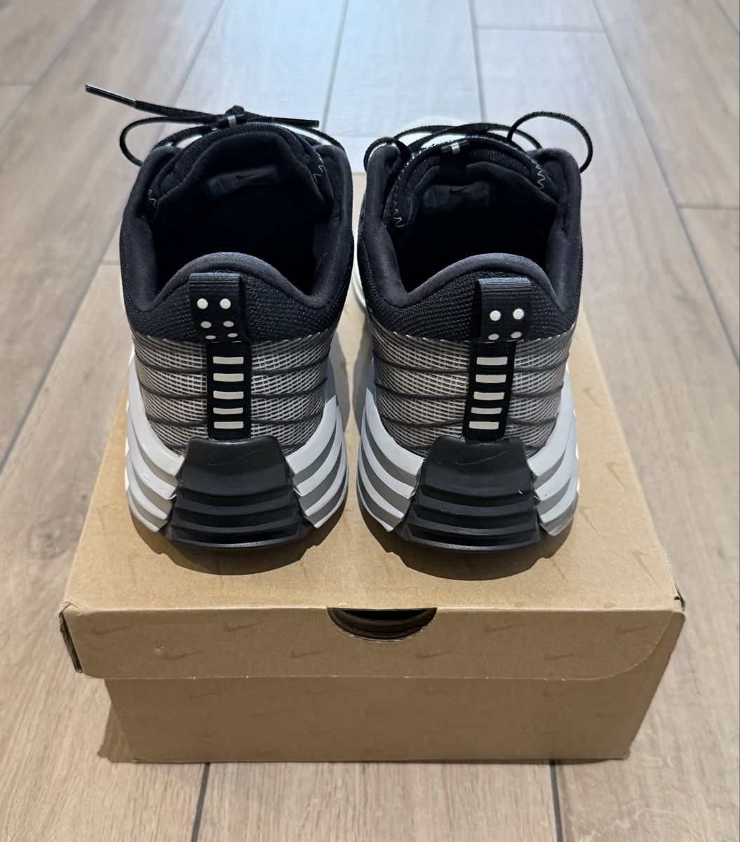 Nike Chaussures hommes: Nike Lunar Roam 43 – D'occasion à Savièse par Cedric007 3