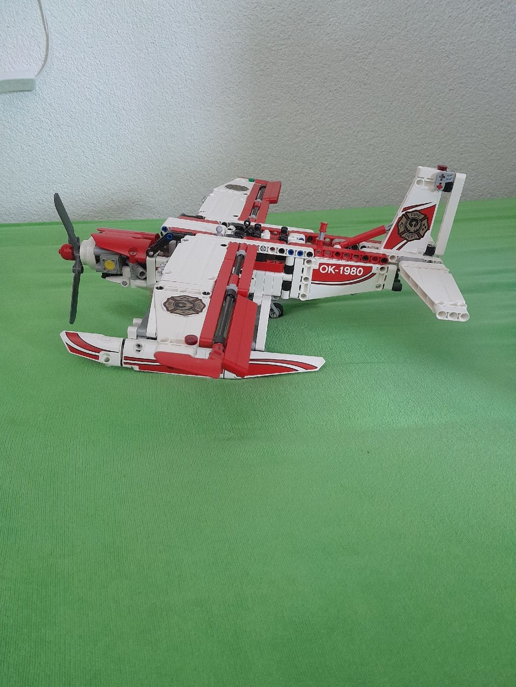 Giocattoli: Lego Technik Löschflugzeug – Nuovo (secondo la descrizione) da Menziken venduto da M.thut 1