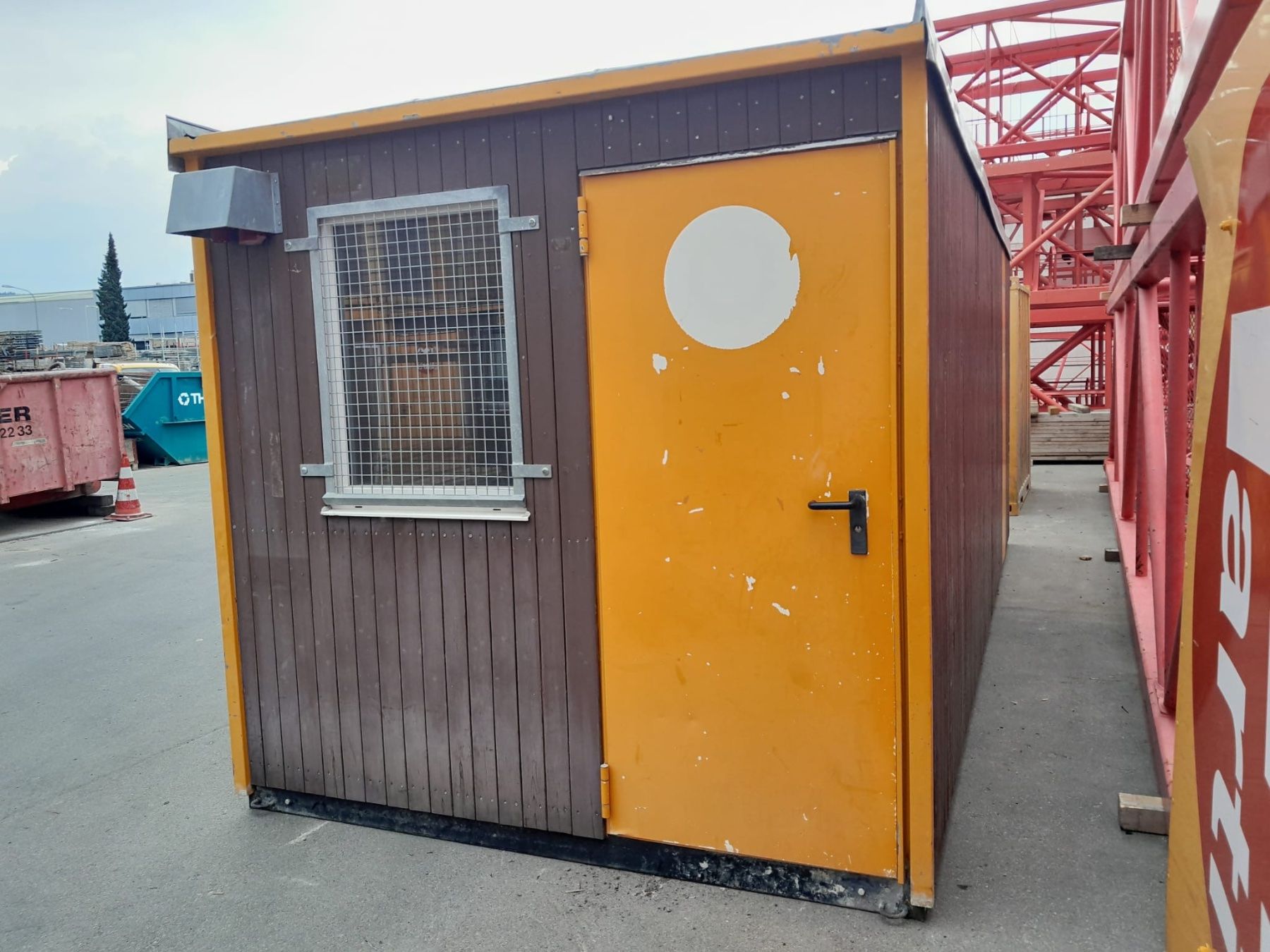 Baucontainer: Baustellencontainer 6.00x2.50 m – Gebraucht aus Regensdorf von MAGZH