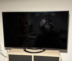 Sony Fernseher FULL HD LED + Stand 124.1 x 72.3 x 6.1 cm