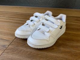 Turnschuhe Adidas, 32