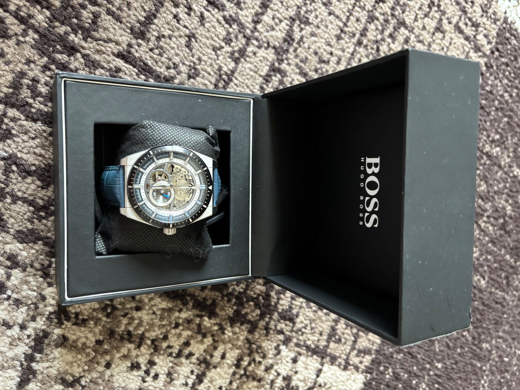 Hugo Boss Uhren: Hugo Boss Automatik Uhr – Gebraucht aus Pfäffikon ZH von RawanSeyfi 1