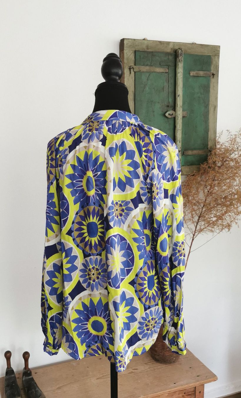 Emily van den Bergh Chemisiers: Emily an den Bergh Tolle Bluse Gr. 38/40 – D'occasion à gachnang par tibus1 3