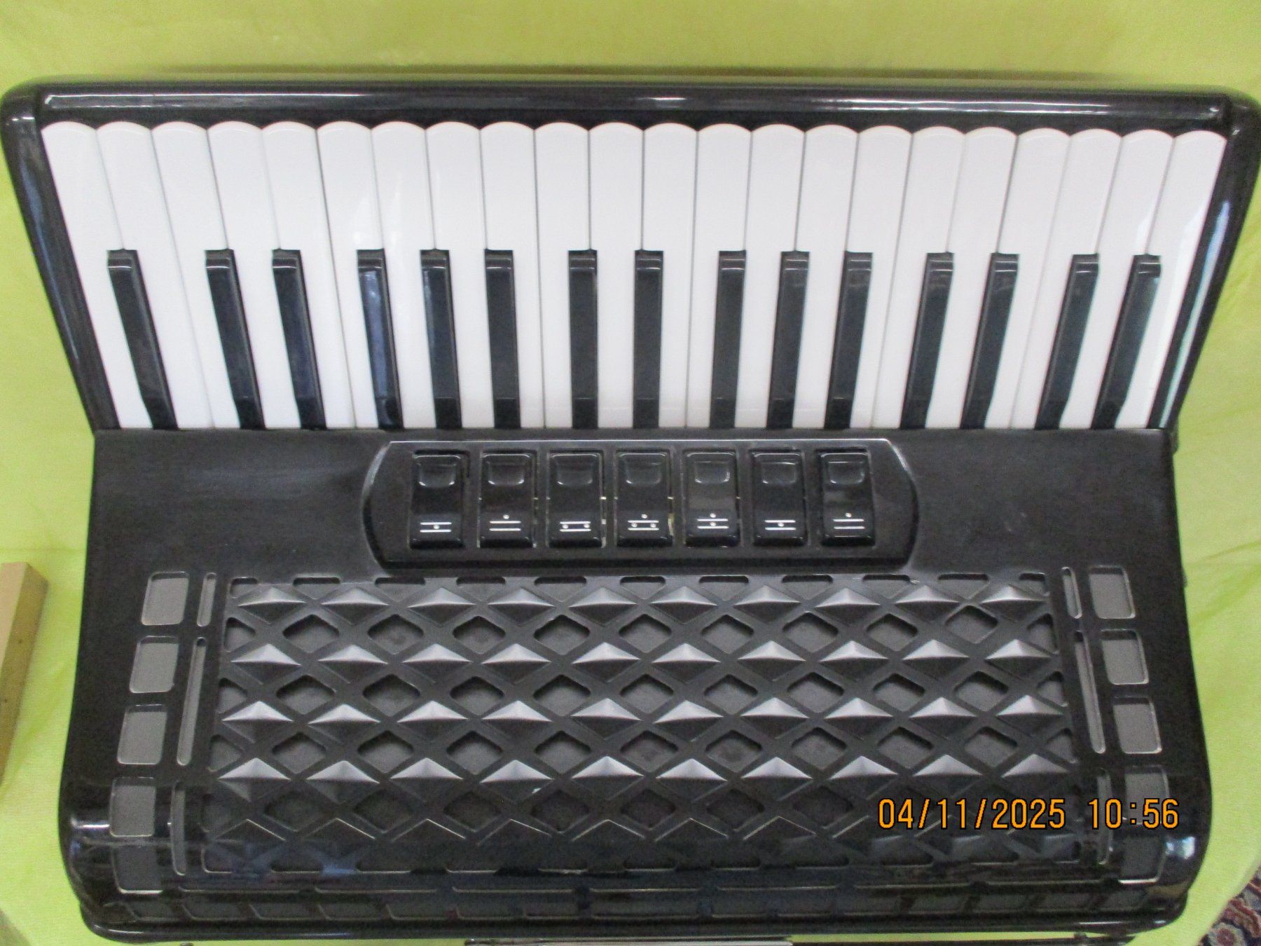 Strumenti musicali: Akkordeon Bugari/Accordia Converter – Usato da Jegenstorf venduto da Oktavio 1