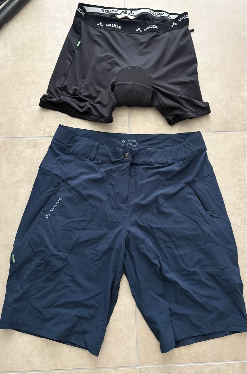 Vaude Pantaloni: Vaude Bikehose Gr. 44 – Nuovo (secondo la descrizione) da Sarmenstorf venduto da mel_s5k6