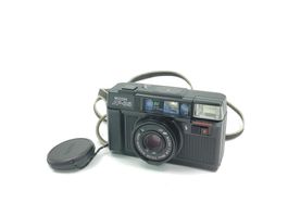 Ricoh AF-35 Kompaktkamera schwarz mit Trageriemen