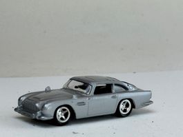 GB5-  Johnny Lighting Aston Martin James Bond DB5