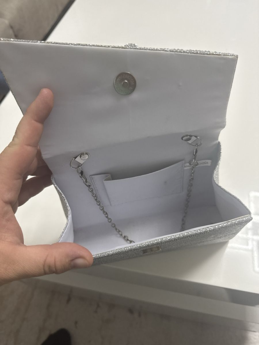 Taschen für Damen: Abendtasche silberfarben mit Glitzer – Gebraucht aus Hausen AG von balisht 1