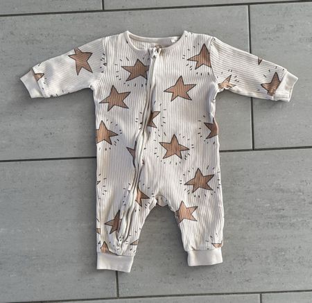 Baby Schlafanzug, Grösse 74 (6-9 Monate) 