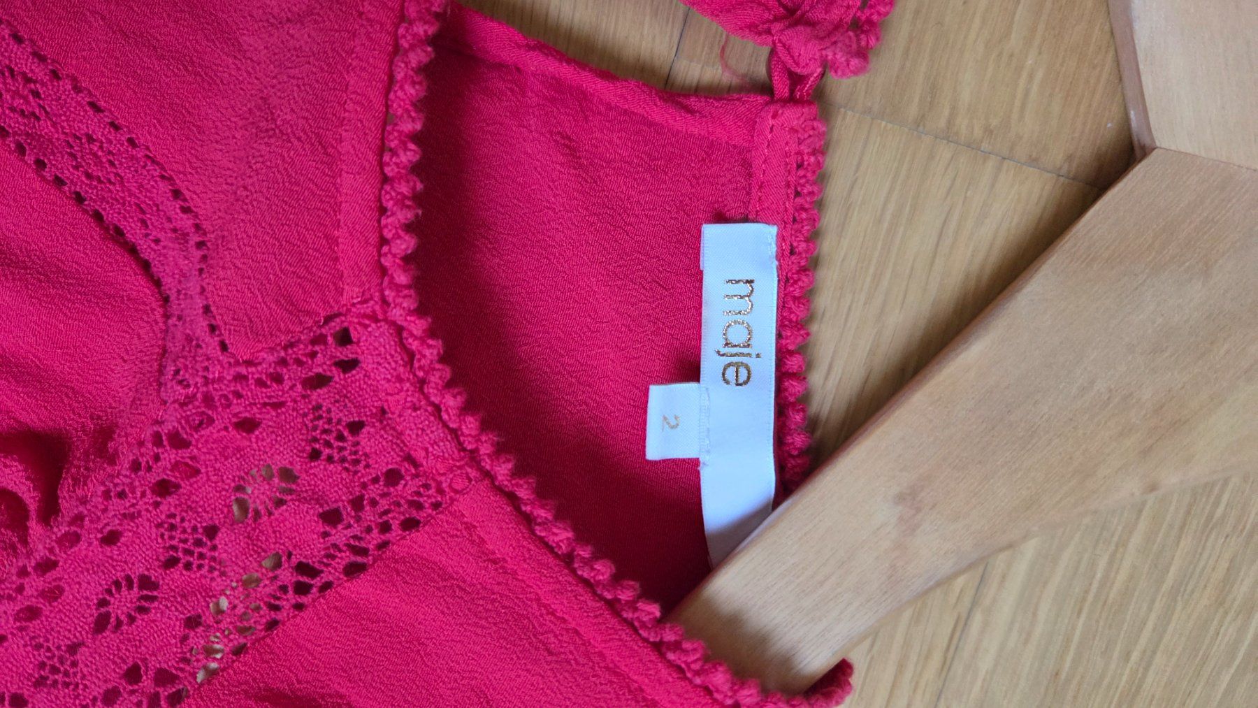 Maje Vestiti: Maje Kleid mit Spitze Rot – Usato da Fislisbach venduto da Maieriisli25 1