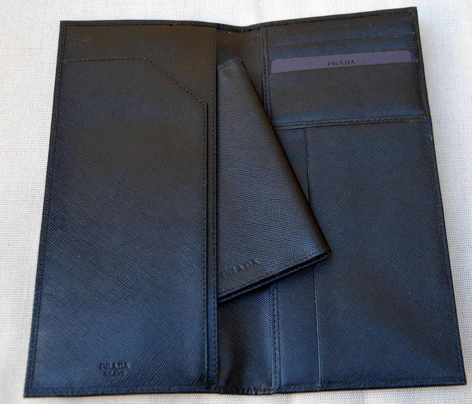 Prada Portafogli: Prada Agenda + Abdeckung / couverture – Usato da Collonges venduto da Auganien 5
