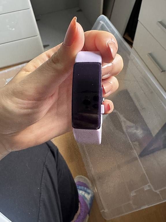 Fitbit Smartwatch: Fitbit Inspire HR Fitness-Tracker – Gebraucht aus Wallisellen von ale_qlk8 2