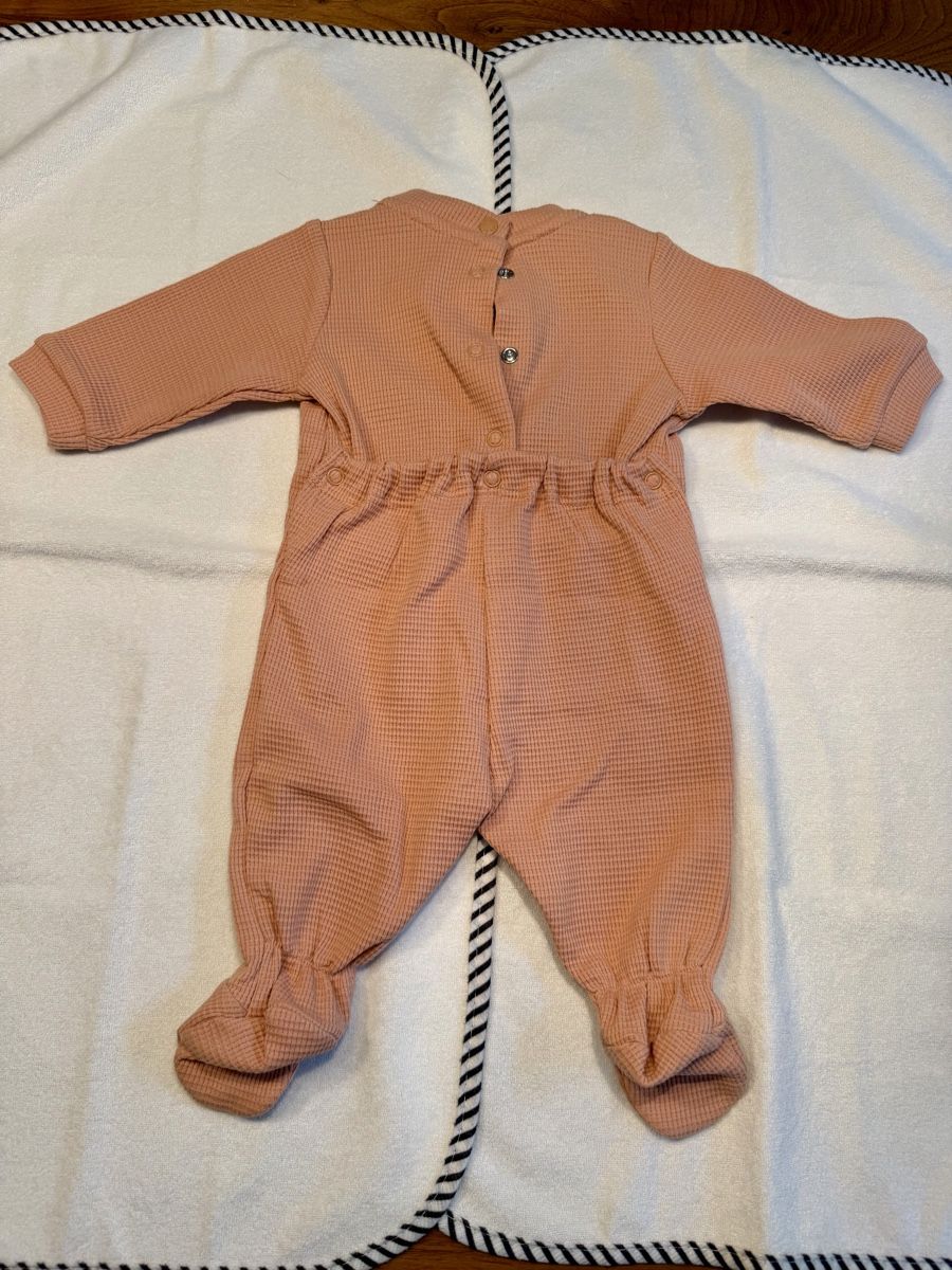 Pyjamas & Ähnliches: Strampler von Chicco Neu 0-3 Monate  – Neu (gemäss Beschreibung) aus Häggenschwil von _kick 2
